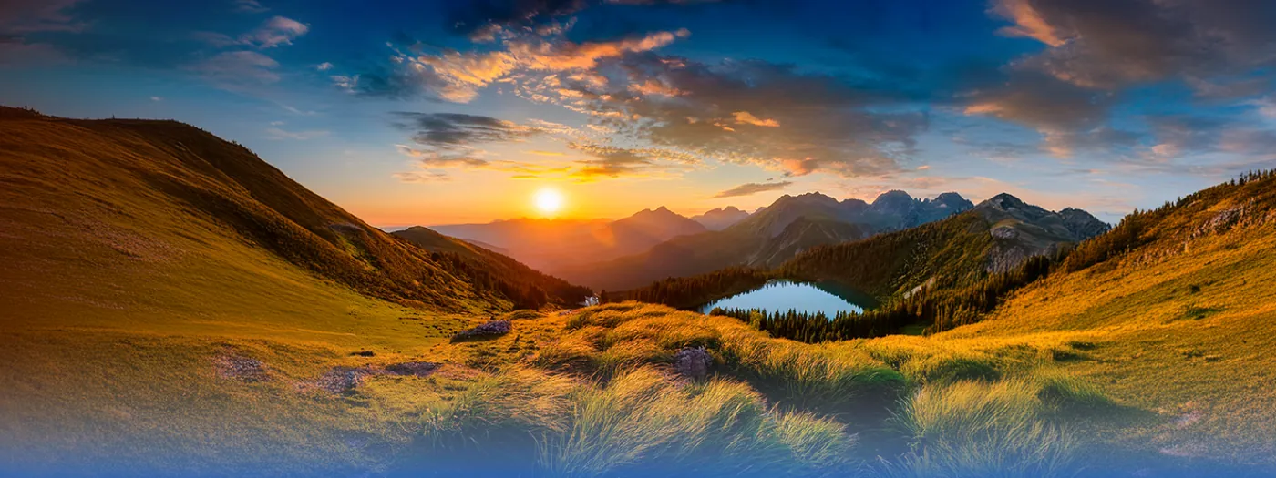 Montañas al atardecer